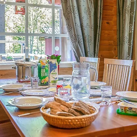 度假居 Kytoeranta By Interhome